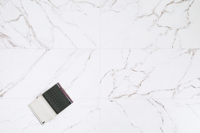 Matt Statuario marble with grey veins