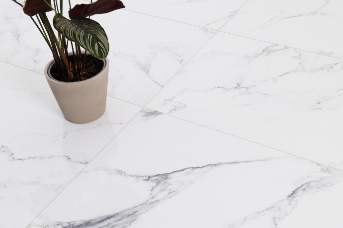 Glossy Arabescato style marble with grey veins