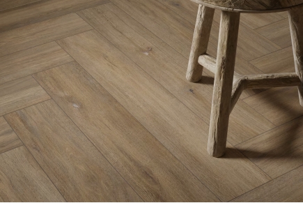 Taupe wood grip R11