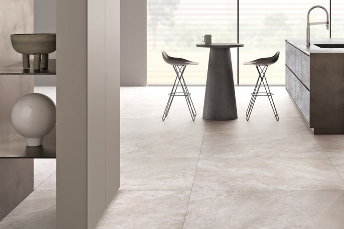 Crosscut white travertine textured