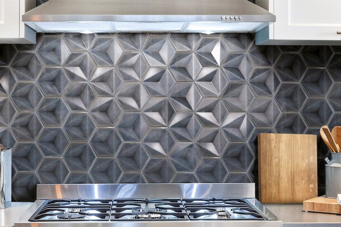 Sparkling hexagonal tiles - smoke