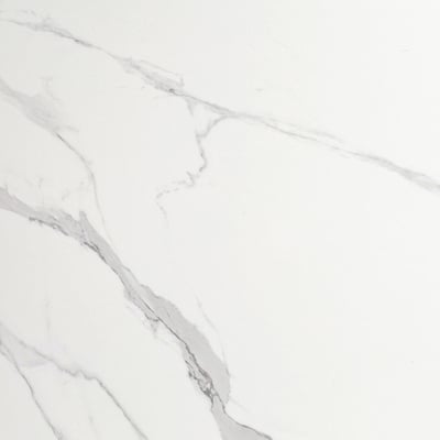 Marmo Statuario con venature grigie