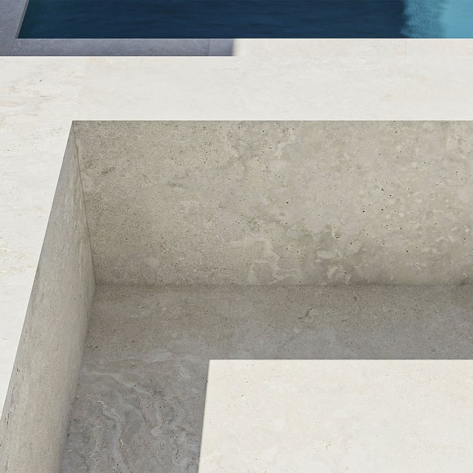 Crosscut white travertine grip R11